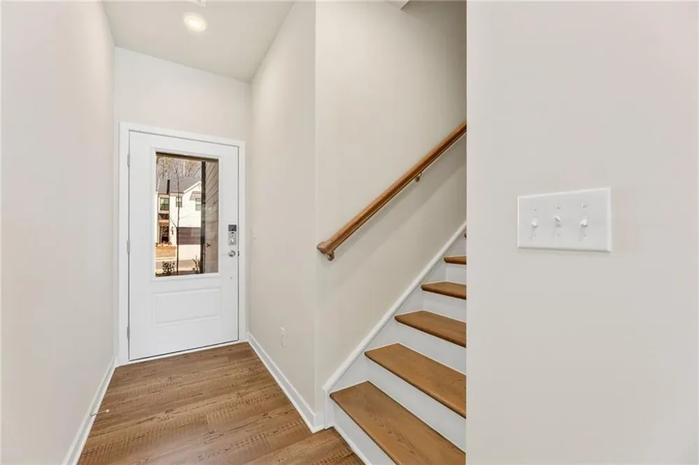 7501 Clover Lane #124 Flowery Branch, GA 30542