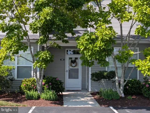 34673 VILLA CIRCLE #305