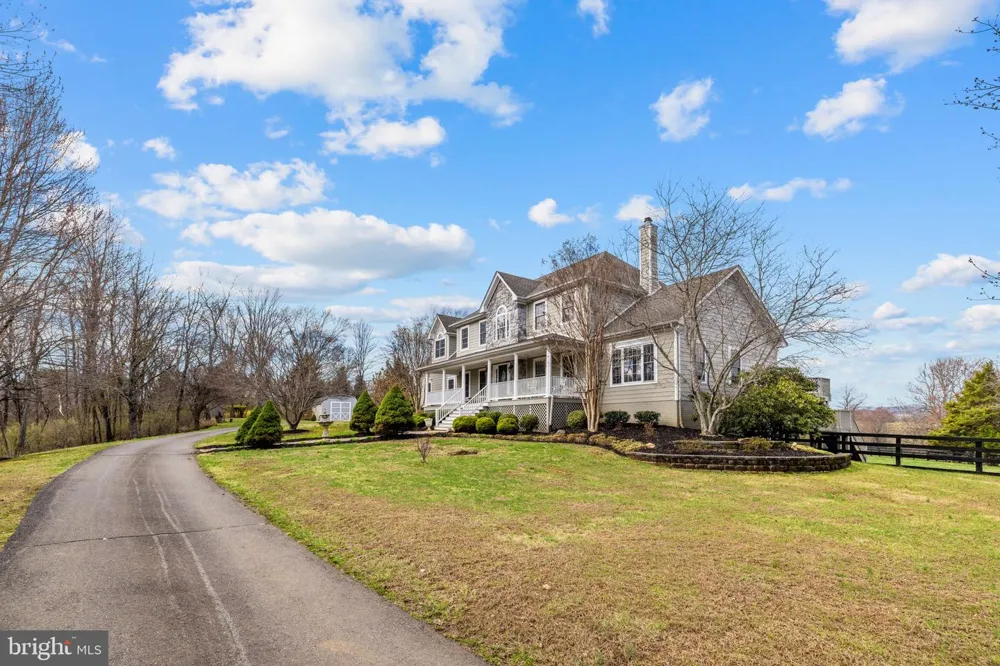 9491 WALSINGHAM LANE Marshall, VA 20115
