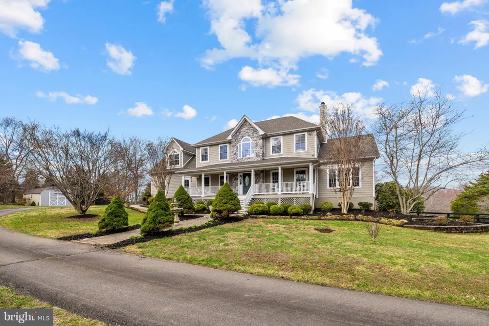 9491 WALSINGHAM LANE Marshall, VA 20115