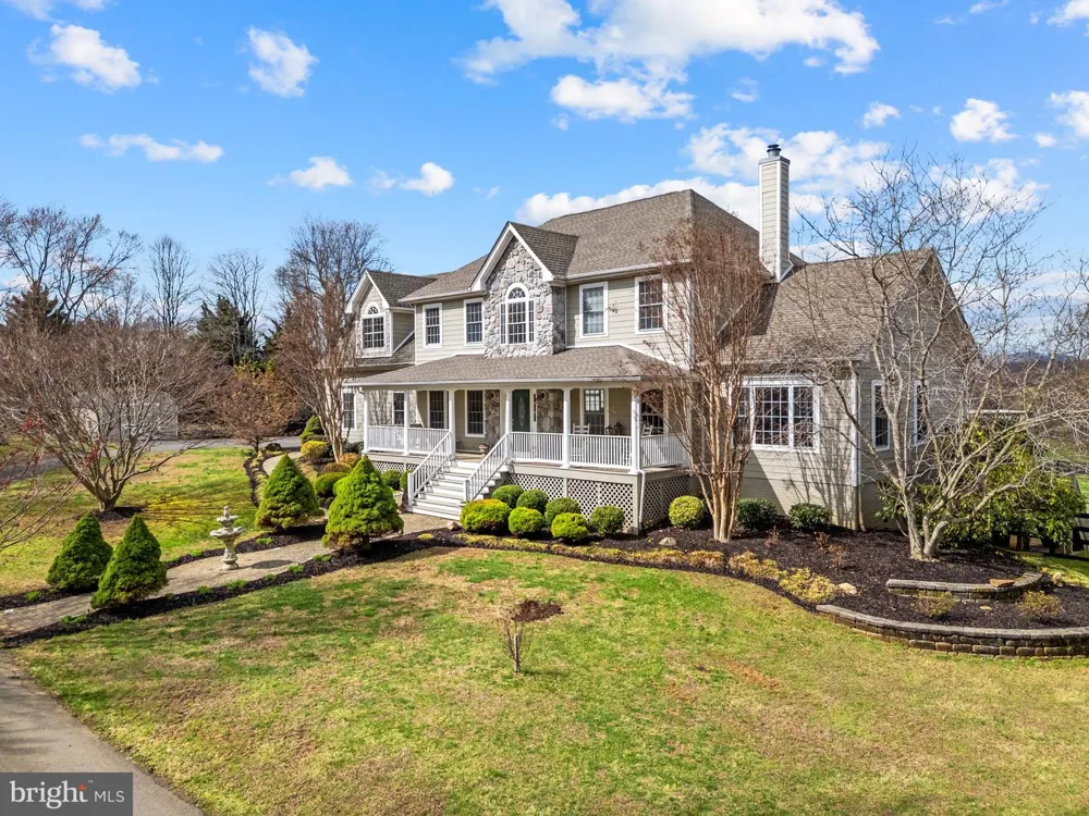 9491 WALSINGHAM LANE Marshall, VA 20115