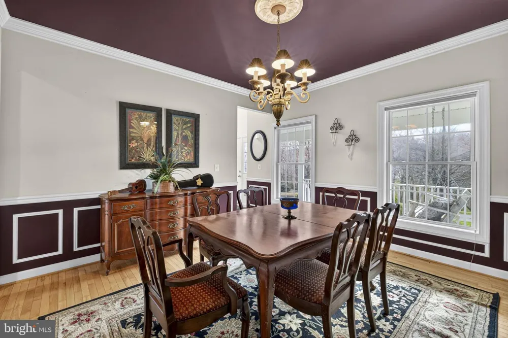 9491 WALSINGHAM LANE Marshall, VA 20115