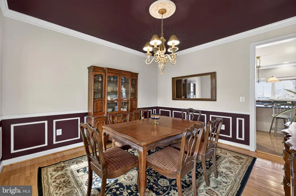 9491 WALSINGHAM LANE Marshall, VA 20115