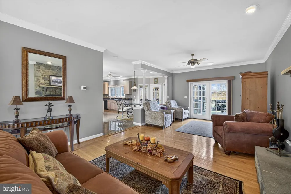 9491 WALSINGHAM LANE Marshall, VA 20115
