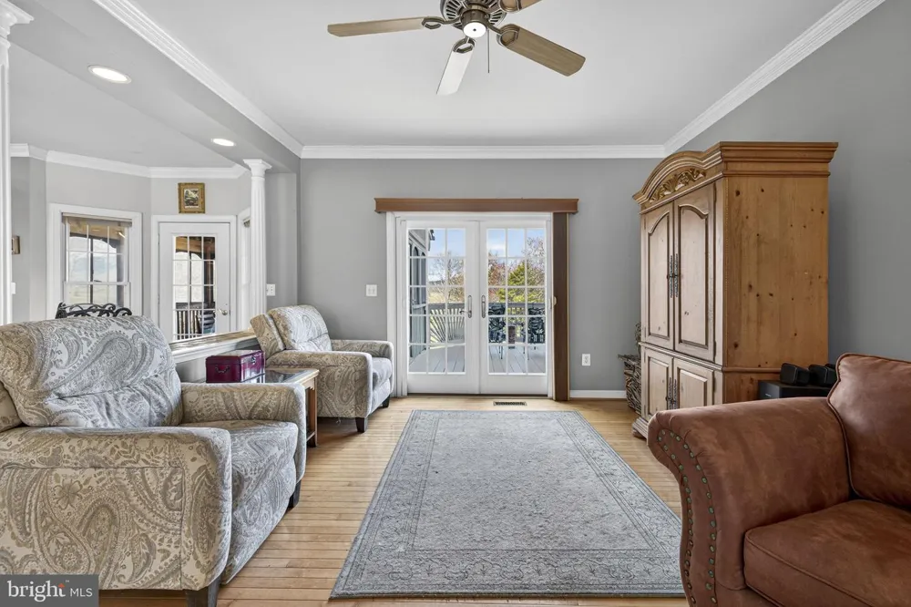 9491 WALSINGHAM LANE Marshall, VA 20115