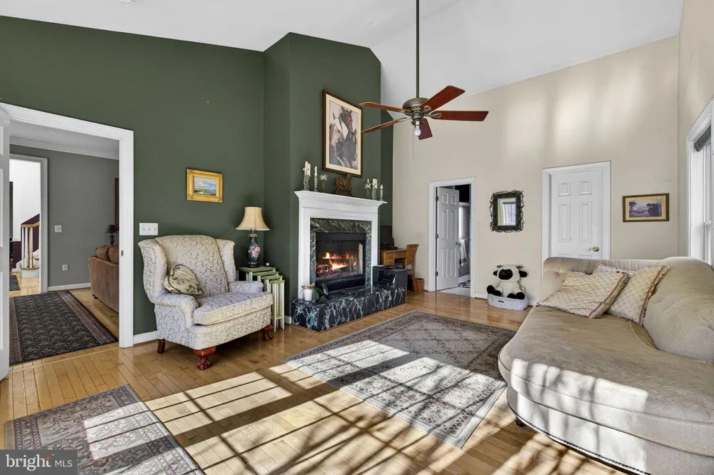 9491 WALSINGHAM LANE Marshall, VA 20115