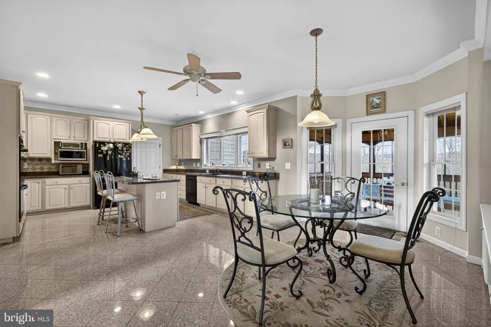 9491 WALSINGHAM LANE Marshall, VA 20115