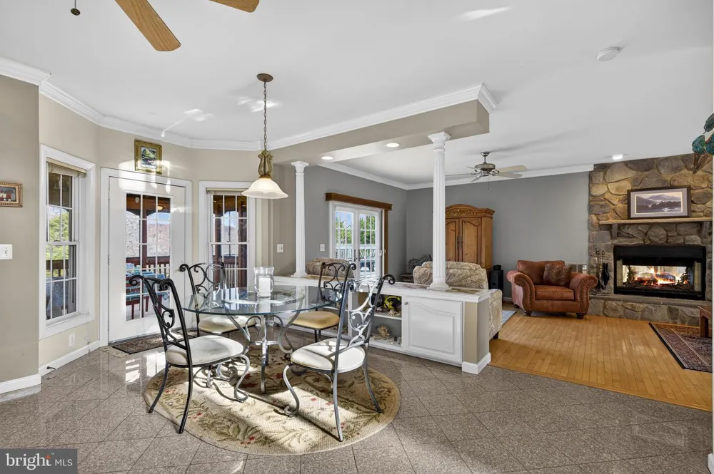 9491 WALSINGHAM LANE Marshall, VA 20115