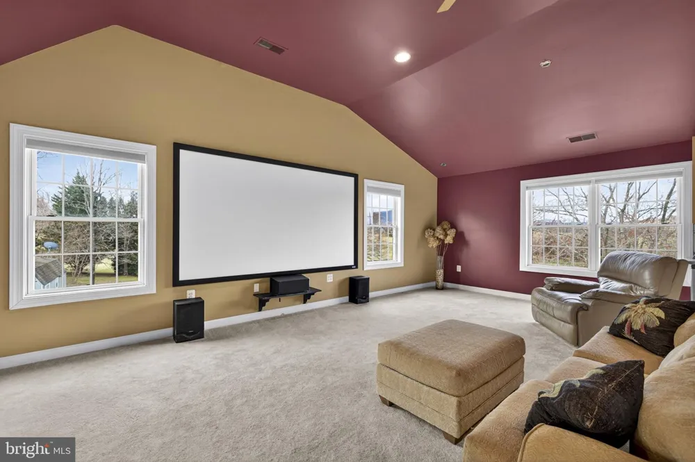9491 WALSINGHAM LANE Marshall, VA 20115