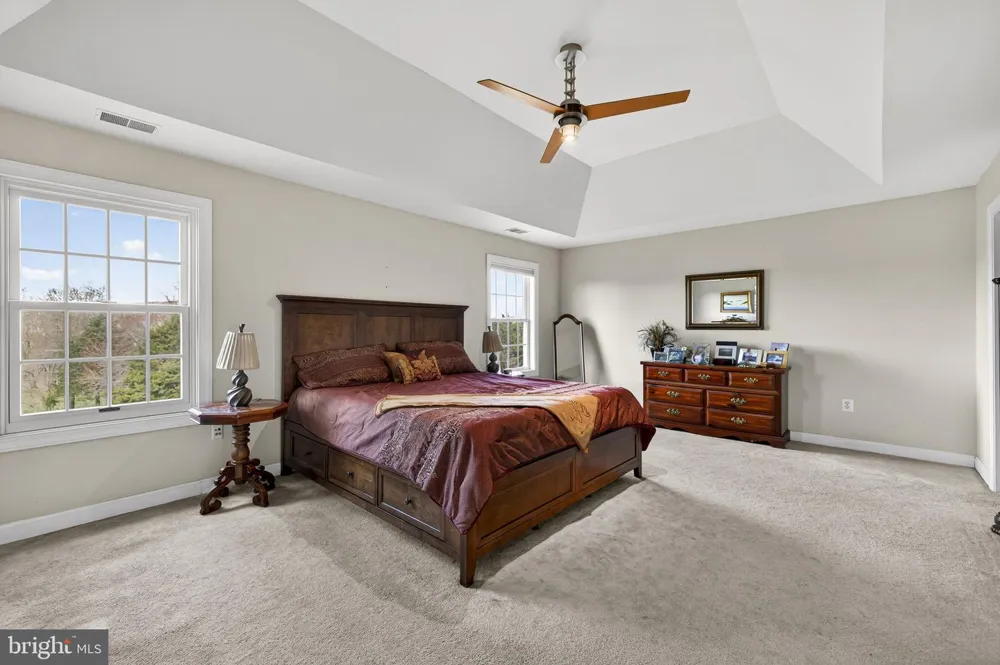 9491 WALSINGHAM LANE Marshall, VA 20115