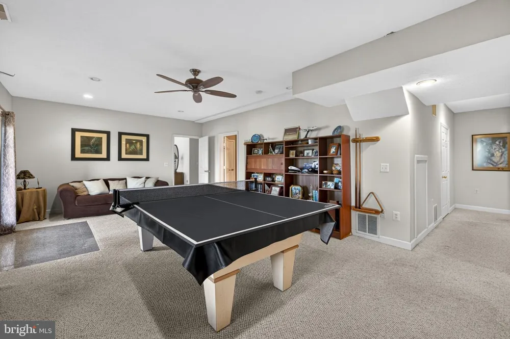 9491 WALSINGHAM LANE Marshall, VA 20115