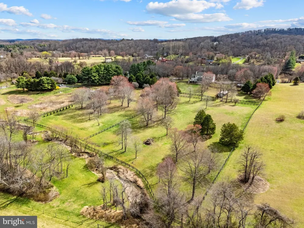9491 WALSINGHAM LANE Marshall, VA 20115