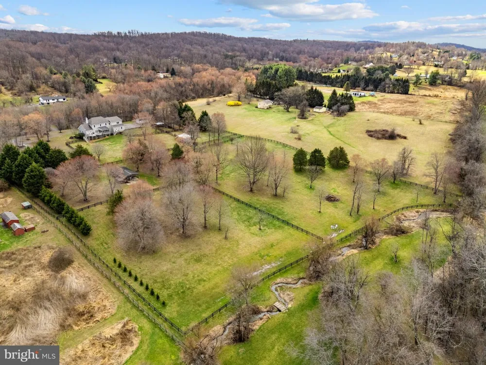 9491 WALSINGHAM LANE Marshall, VA 20115