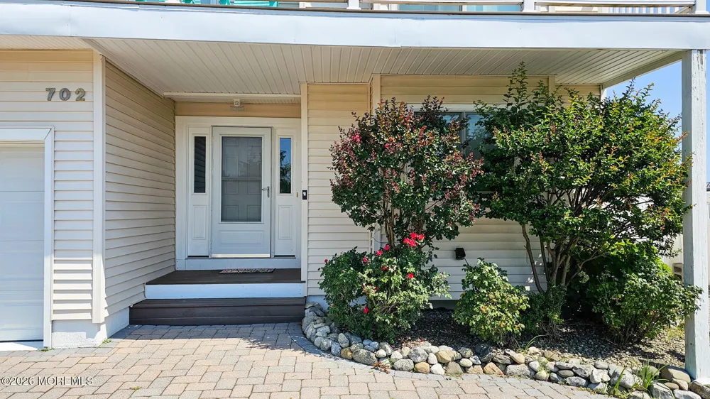 702 Newell Avenue Manahawkin, NJ 08050