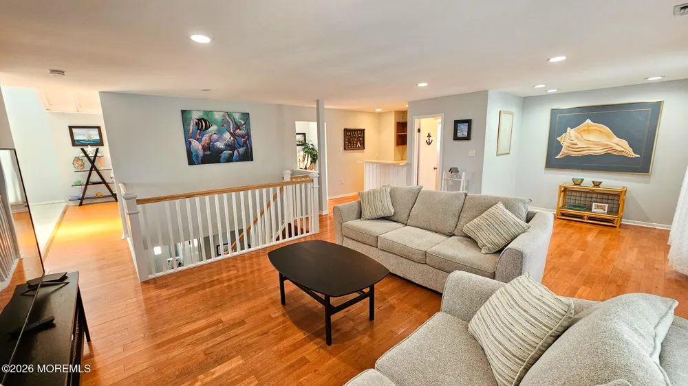702 Newell Avenue Manahawkin, NJ 08050