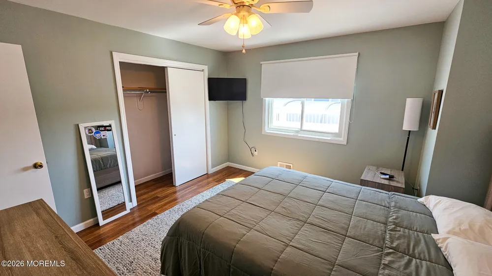 702 Newell Avenue Manahawkin, NJ 08050