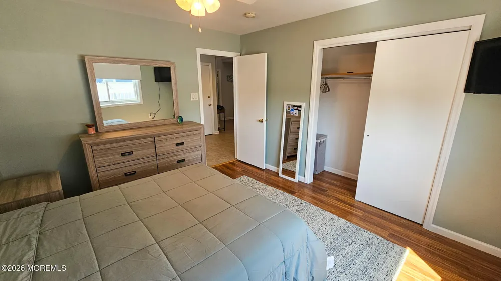 702 Newell Avenue Manahawkin, NJ 08050