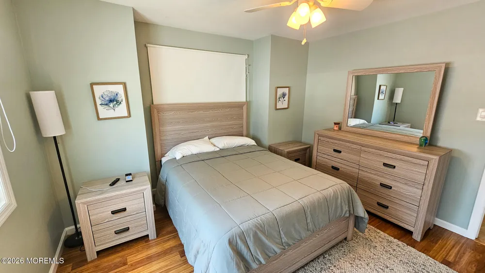 702 Newell Avenue Manahawkin, NJ 08050