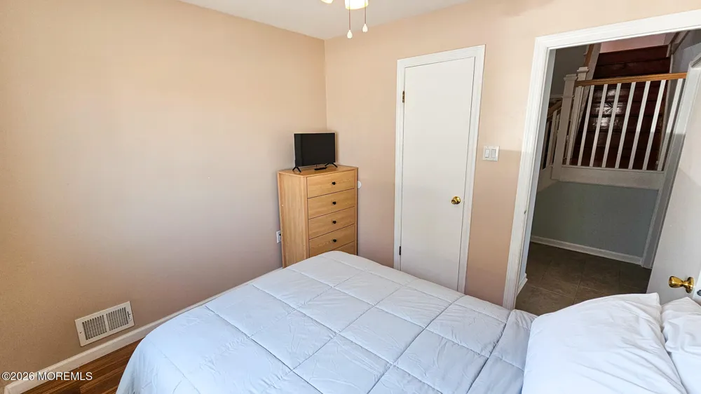 702 Newell Avenue Manahawkin, NJ 08050