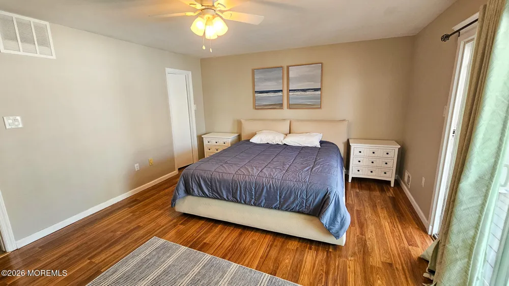 702 Newell Avenue Manahawkin, NJ 08050