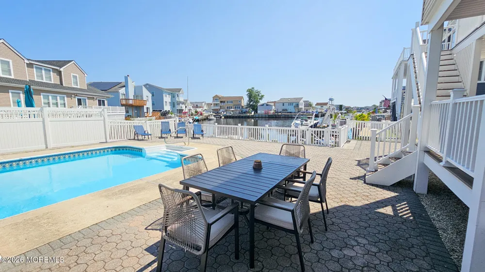 702 Newell Avenue Manahawkin, NJ 08050