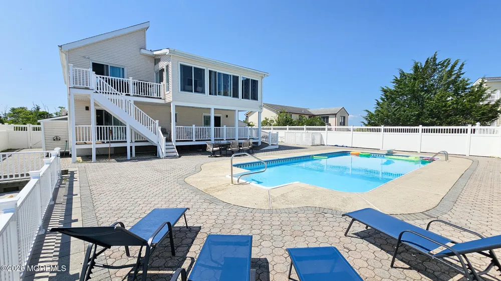 702 Newell Avenue Manahawkin, NJ 08050