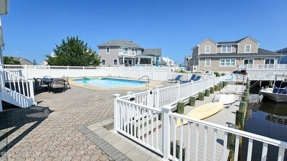 702 Newell Avenue Manahawkin, NJ 08050