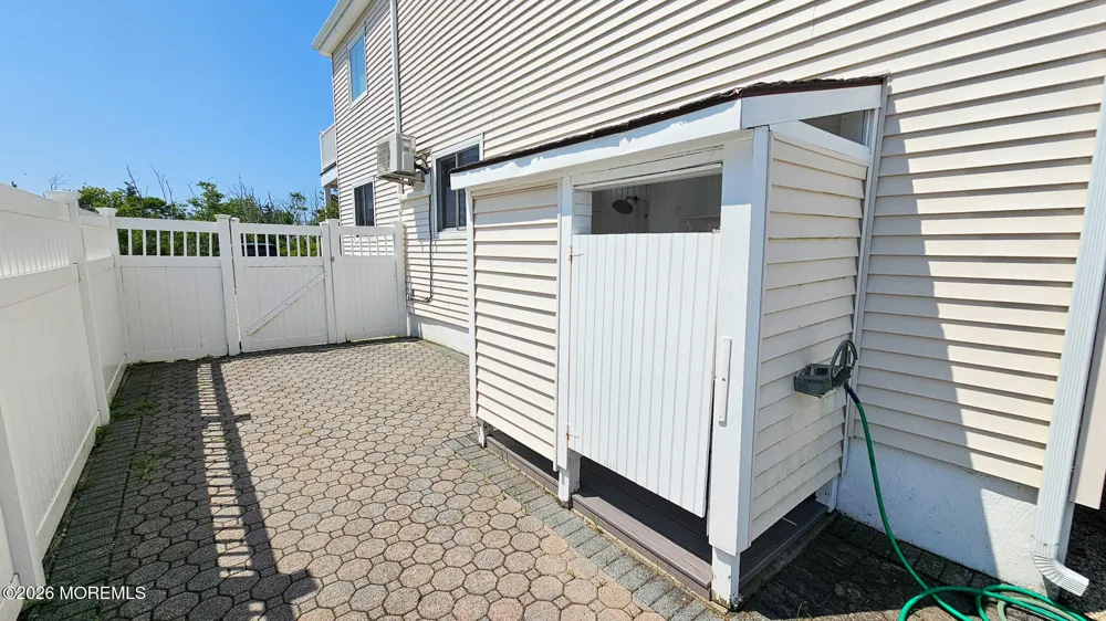 702 Newell Avenue Manahawkin, NJ 08050