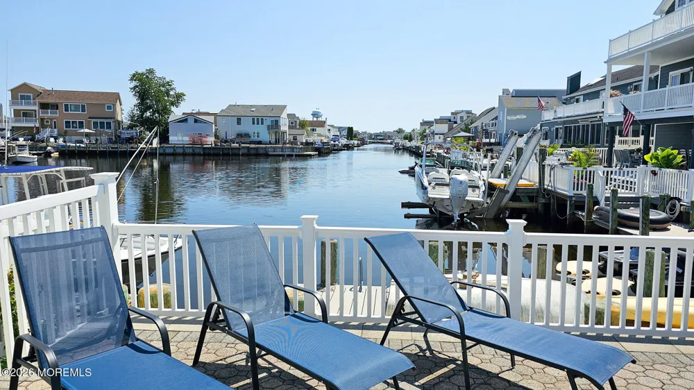 702 Newell Avenue Manahawkin, NJ 08050