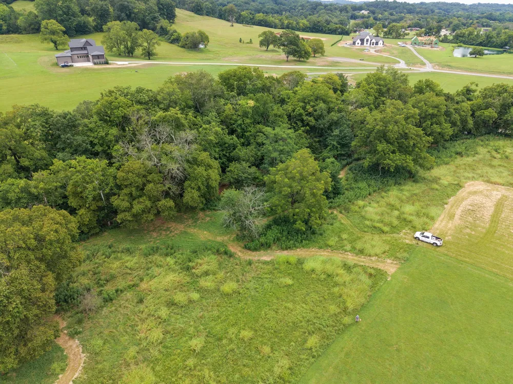 2630 New Hope Rd Hendersonville, TN 37075