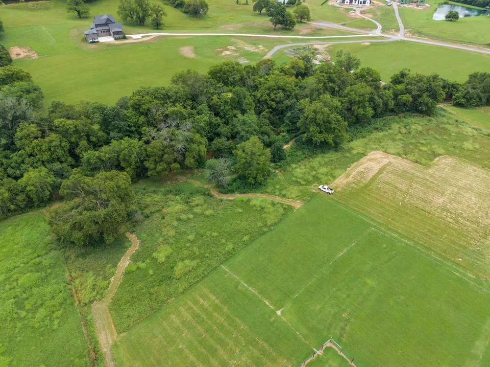 2630 New Hope Rd Hendersonville, TN 37075