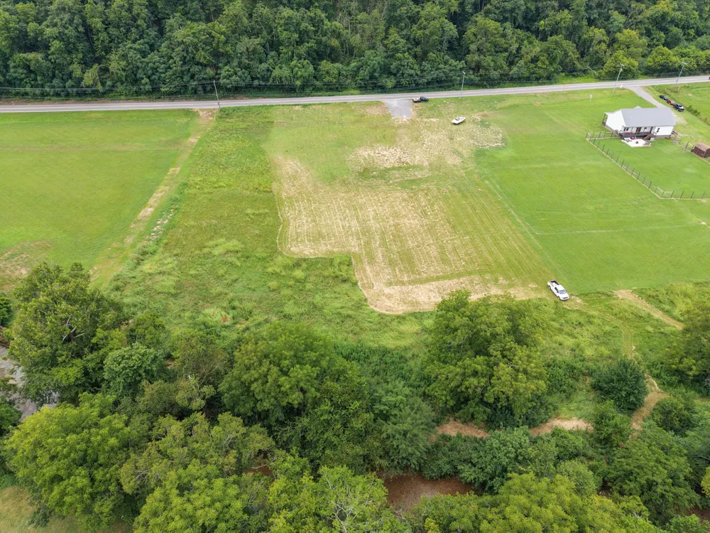 2630 New Hope Rd Hendersonville, TN 37075