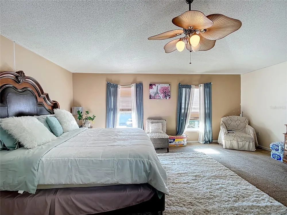 5009 STRADA DRIVE Winter Haven, FL 33880