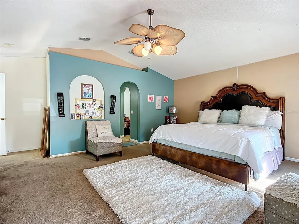 5009 STRADA DRIVE Winter Haven, FL 33880