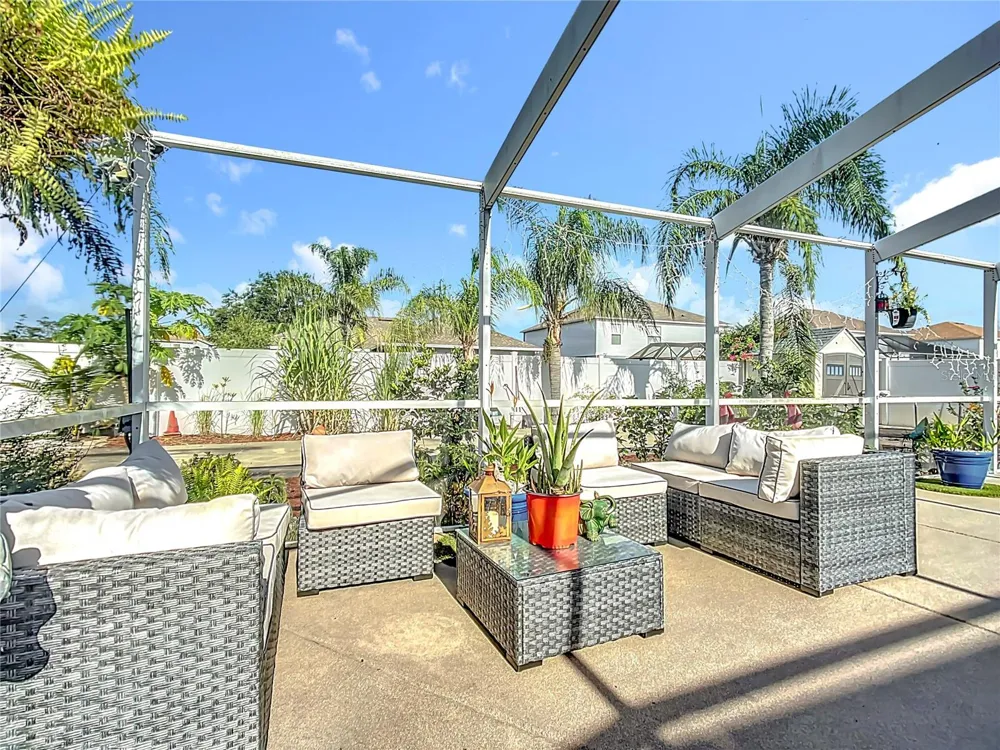 5009 STRADA DRIVE Winter Haven, FL 33880