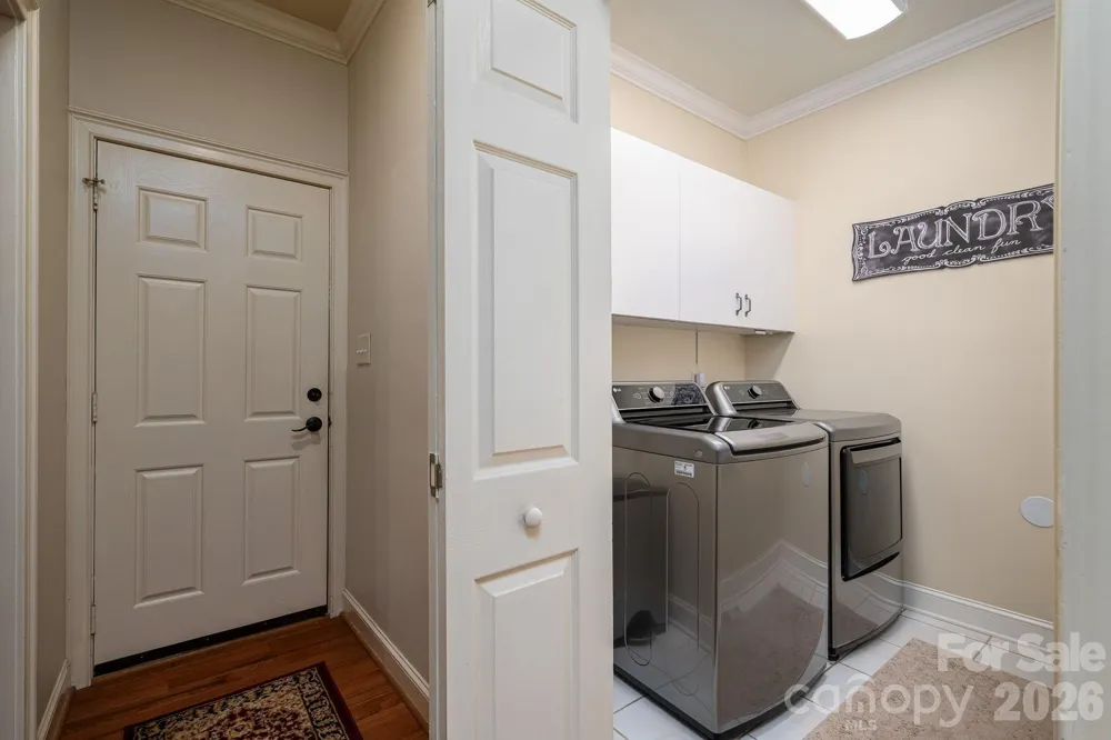 725 Hanna Woods Drive Cramerton, NC 28032