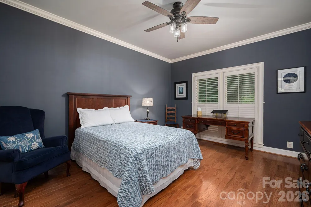 725 Hanna Woods Drive Cramerton, NC 28032