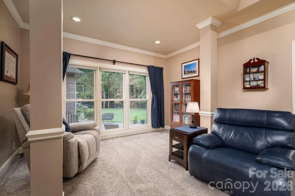 725 Hanna Woods Drive Cramerton, NC 28032