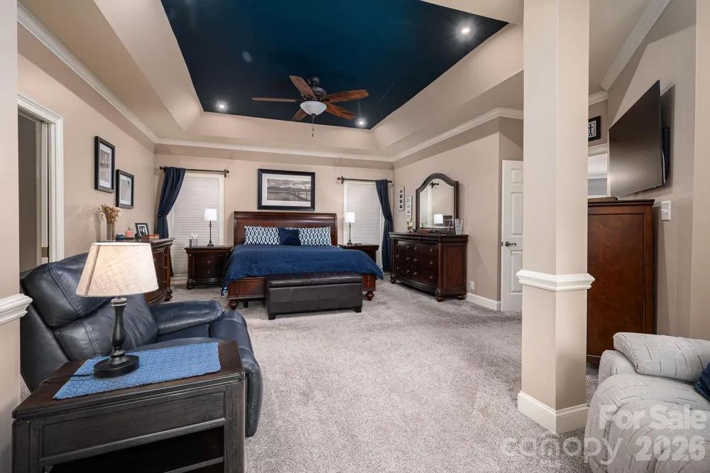 725 Hanna Woods Drive Cramerton, NC 28032