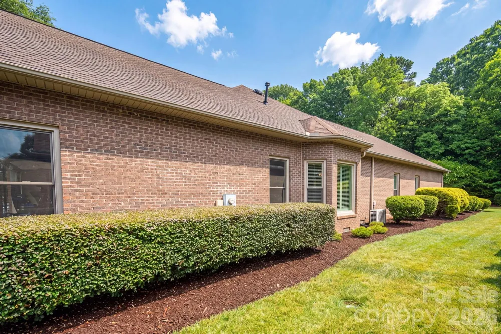 725 Hanna Woods Drive Cramerton, NC 28032