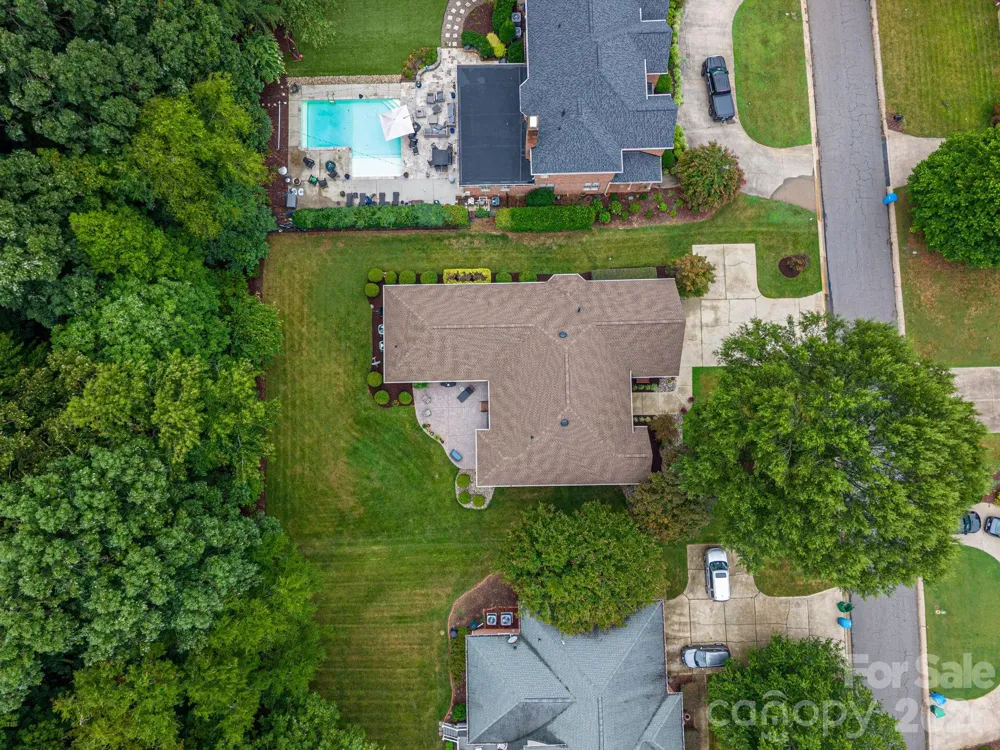 725 Hanna Woods Drive Cramerton, NC 28032