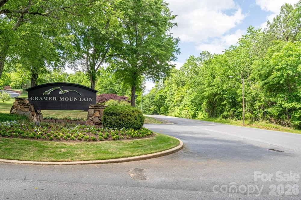 725 Hanna Woods Drive Cramerton, NC 28032