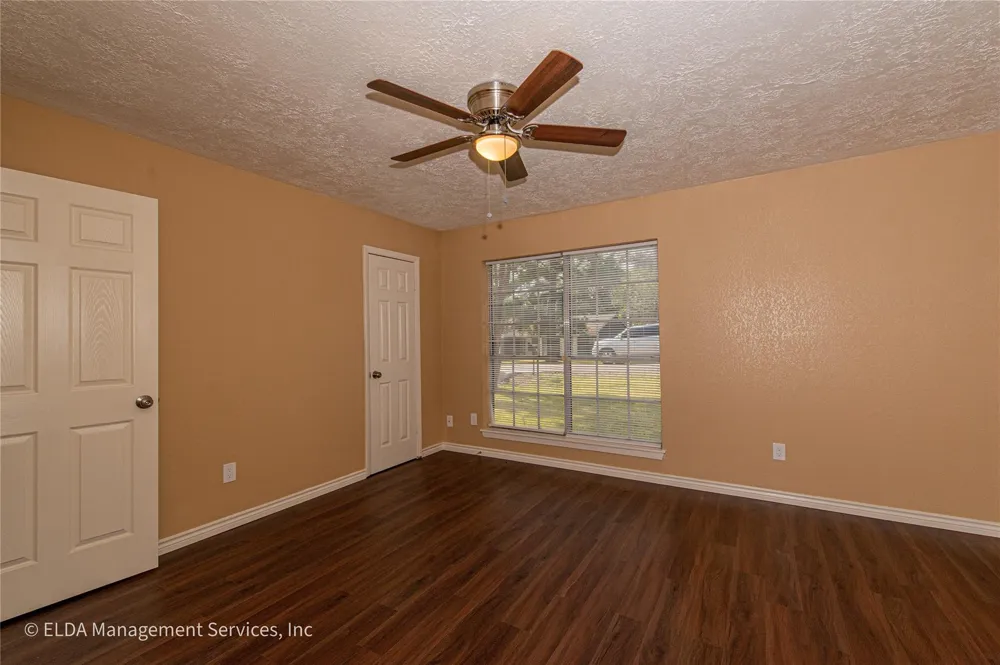 12834 Timothy Drive Willis, TX 77318