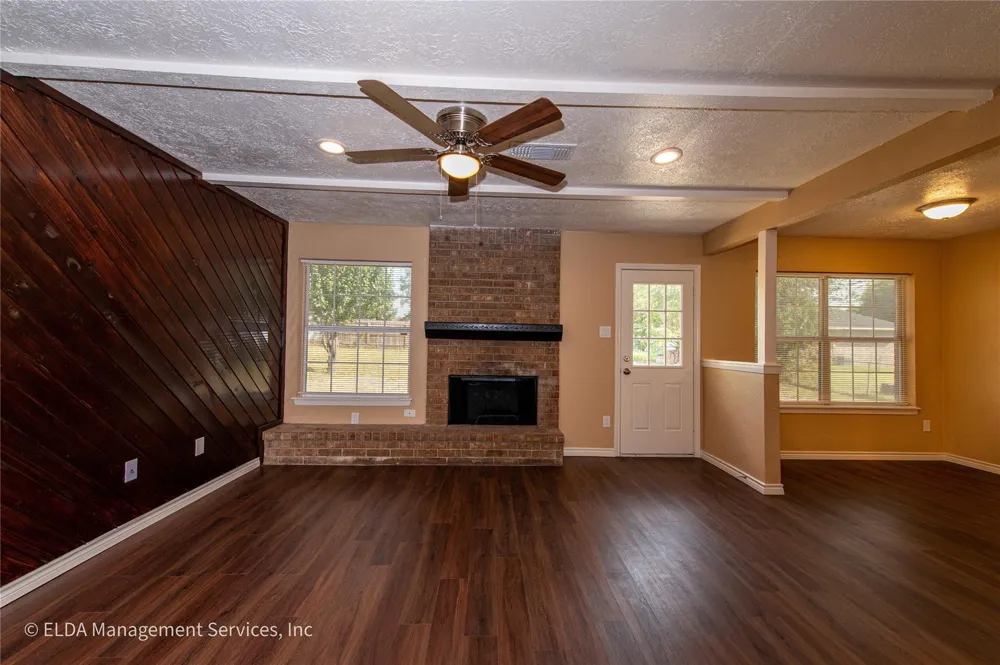 12834 Timothy Drive Willis, TX 77318