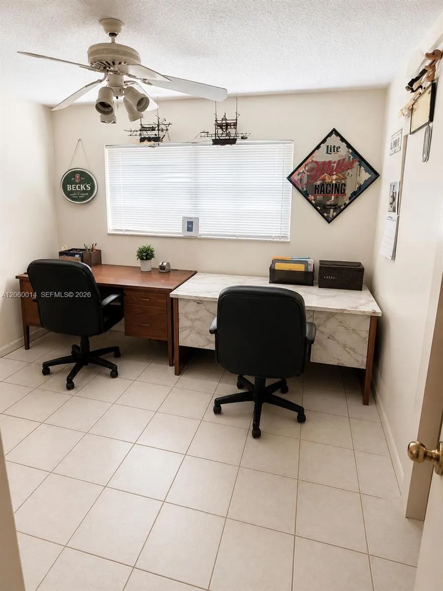 6221 SW 4th St Margate, FL 33068