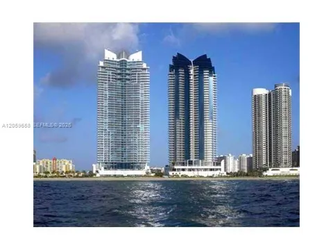 17121 COLLINS AV #2108