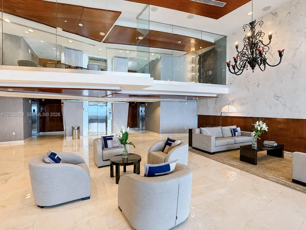 17121 COLLINS AV #2108 Sunny Isles Beach, FL 33160