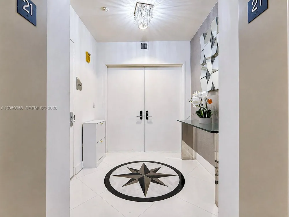 17121 COLLINS AV #2108 Sunny Isles Beach, FL 33160