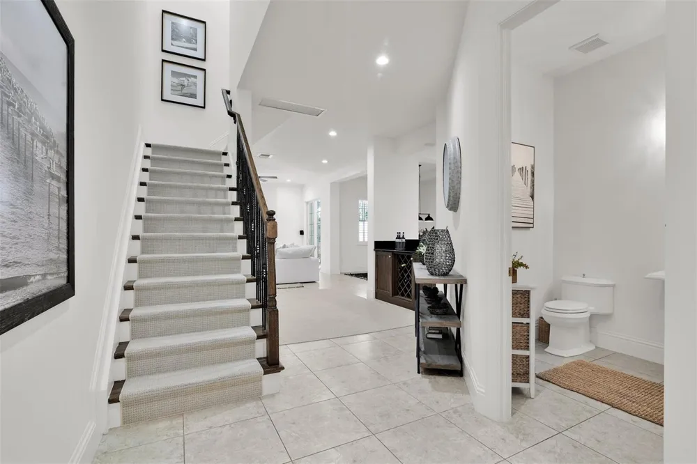 206 Mariner Court North Palm Beach, FL 33408