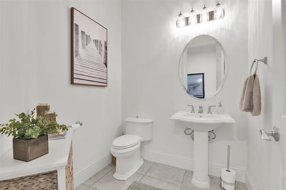 206 Mariner Court North Palm Beach, FL 33408